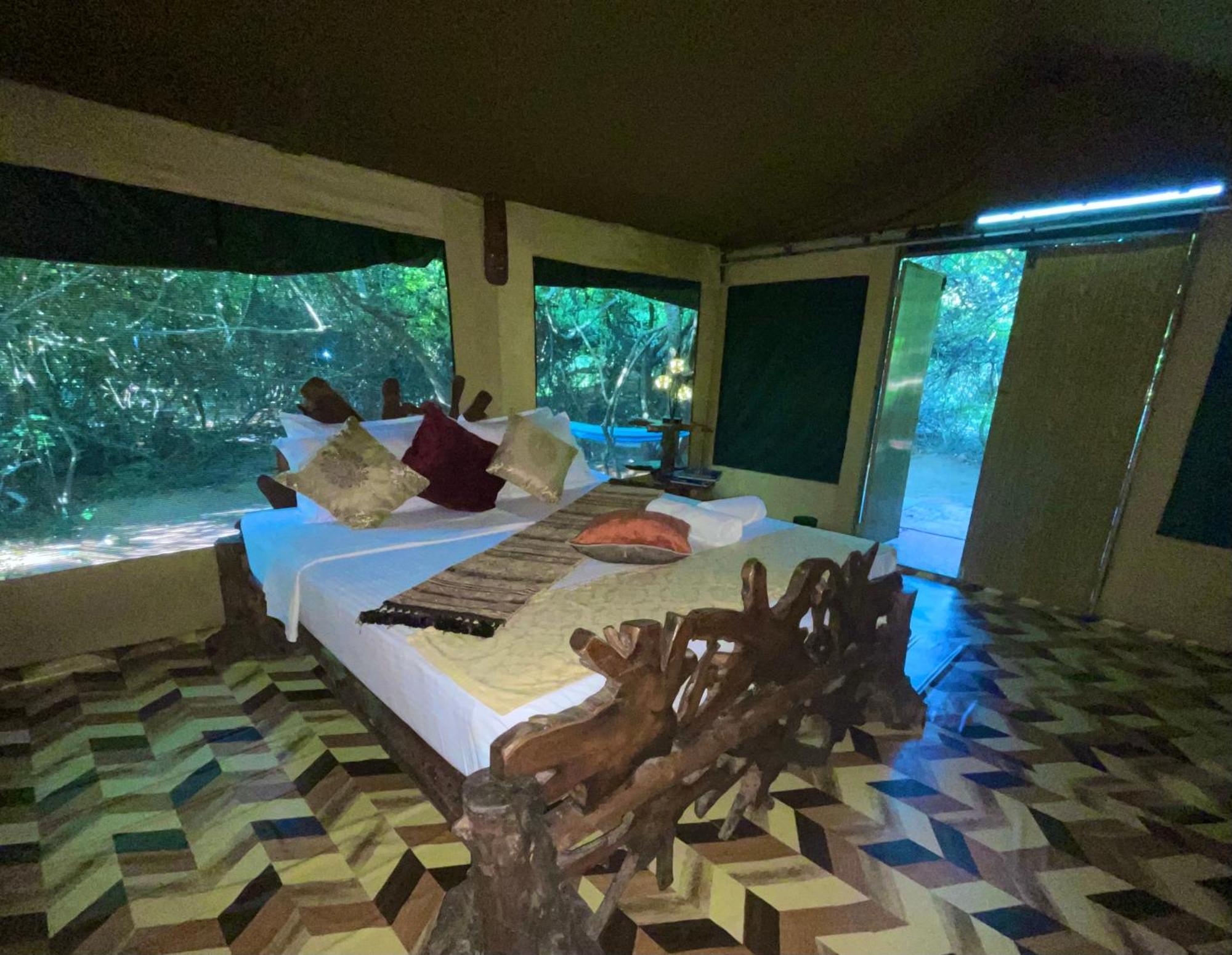Готель Yala Eco Bush Camp Екстер'єр фото